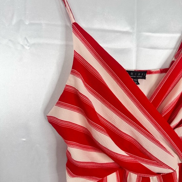 Red and White Womens Adjustable Strap Lined Romper Size XL - Picture 4 of 10